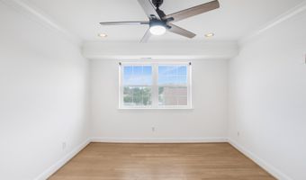 4940 A St SE 406, Washington, DC 20019
