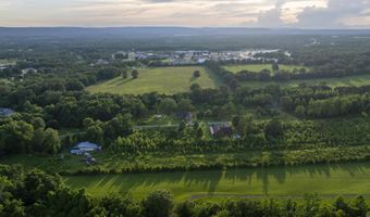 405 Lumpkin Dr, Batesville, AR 72501