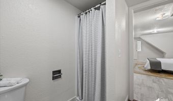 943 E 12th Ave #6, Anchorage, AK 99501