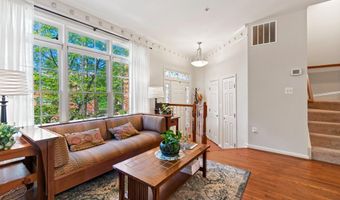 727 N VERMONT St, Arlington, VA 22203