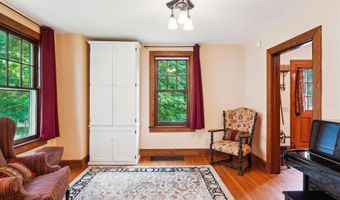 14 WILLIAMS St, Rockville, MD 20850