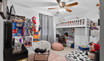 28 CEDAR St, Bayville, NJ 08721