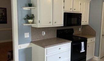 3846 Countryaire Dr, Ayden, NC 28513