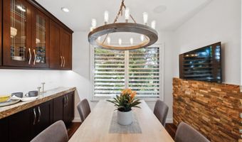817 Harbor Rd, Alameda, CA 94502