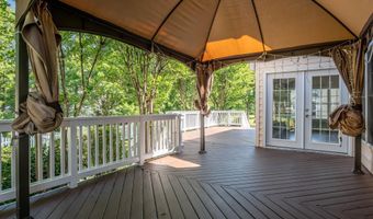 20262 KIAWAH ISLAND Dr, Ashburn, VA 20147