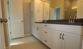 2722 Hunter Woods Dr, Apex, NC 27502