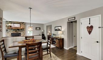 6765 WINDERMERE Ct, Allentown, PA 18104