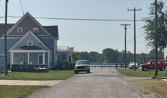 177 Williams St, Algonac, MI 48028