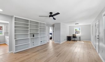 3141 CLAYBORNE Ave, Alexandria, VA 22306