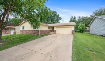 4015 Clarendon St, Bel Aire, KS 67220