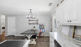 1135 J W Cv, Benton, AR 72019