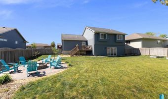 2612 E Sunrise Ct, Brandon, SD 57005