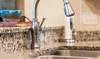 1200 River Pointe Dr, Albany, GA 31701
