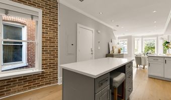 1735 1ST St NW 2, Washington, DC 20001