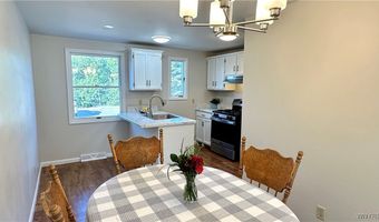 549 Burroughs Dr, Amherst, NY 14226