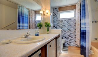 410 Osprey Dr, Barefoot Bay, FL 32976