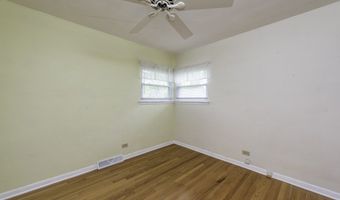 616 Highland Ave, Antioch, IL 60002