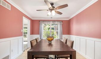 15 ORIOLE Ln, Reading, PA 19606