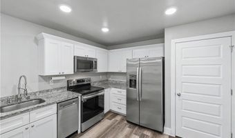 24 Hampstead Ln, Bella Vista, AR 72714