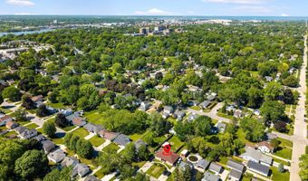 1269 Garland St, Allouez, WI 54301