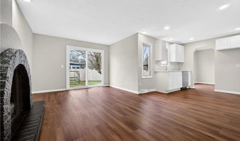 578 N Main St, Amherst, OH 44001