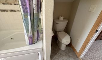 901 Maple St, Atlantic, IA 50022