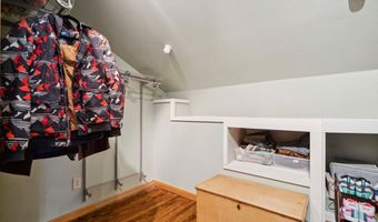 441 Rhoades Hill Rd, Barnard, VT 05031