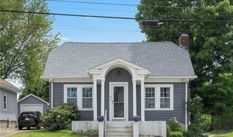 14 Boyden Blvd, East Providence, RI 02915