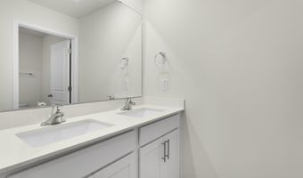 971 Misty Creek Dr, Aberdeen, NC 28315