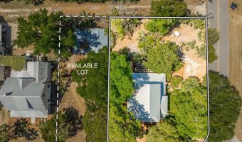 100 14th St, Apalachicola, FL 32320