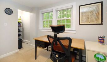 67 Seminole Rd, Acton, MA 01720
