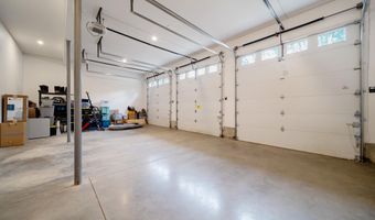 82 Parkey Rd, Barnstead, NH 03218