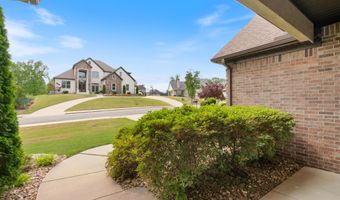 5715 Spencer Lake Dr, Conway, AR 72034