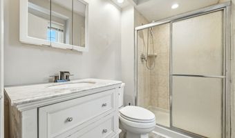 6115 Redcoach Ct, Indianapolis, IN 46250