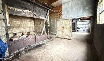 55 Broad St, Amsterdam, NY 12010
