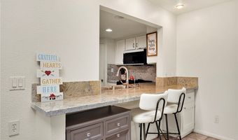 14185 Cuyamaca Rd, Apple Valley, CA 92307