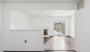 8703 VILLAGE GREEN Ct, Alexandria, VA 22309