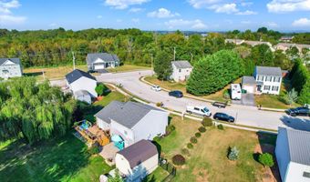 180 ABBOTTS Dr, Abbottstown, PA 17301