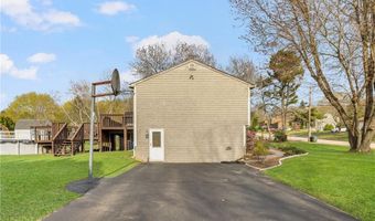11 Nichole Ln, Coventry, RI 02816