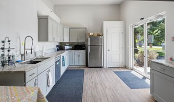 33 Parkland Dr, Blanchard, ID 83804