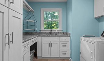 14469 St Andrews Ln, Ashland, VA 23005