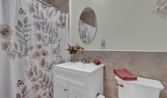 336 Richmond Ave, Amityville, NY 11701