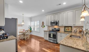 31 Twilight Dr, Barnegat, NJ 08005