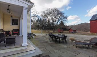 323 Green Hill Rd, Madison, CT 06443