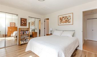 1011 Williamsburg Cir, Warwick, RI 02886