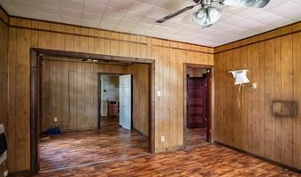 107 Central St, Batesville, MS 38606