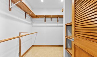 1030 KUKUAU St, Hilo, HI 96720