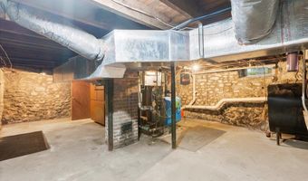 211 School St, Bennington, VT 05201