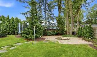 6354 Shenandoah Ave, Allen Park, MI 48101