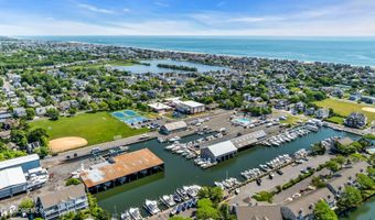 106 Grove St, Bay Head, NJ 08742